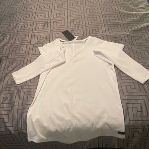 White Alphalete long sleeve *never been worn WITH TAG* medium size